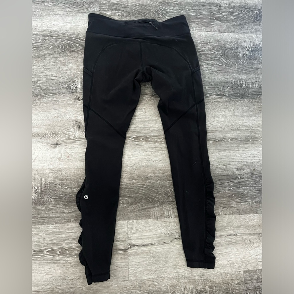 Lululemon leggings size 10